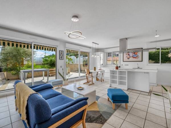 Appartement 4 pièces 92 m² · à Menton · 92 m² · 630 000 €