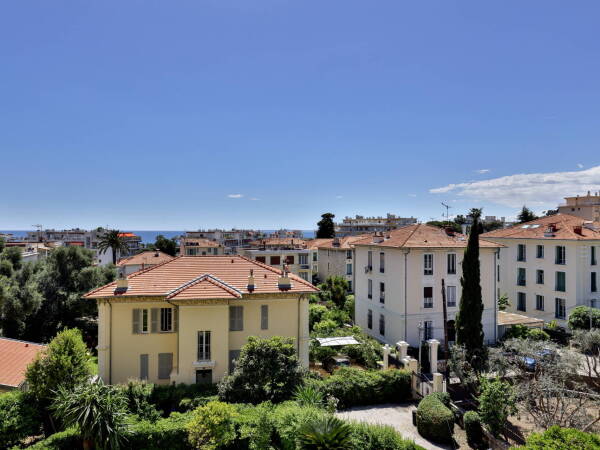 Appartement  - 3 pièces  - 135.02 m² -  1 200 000 € - À vendre 
